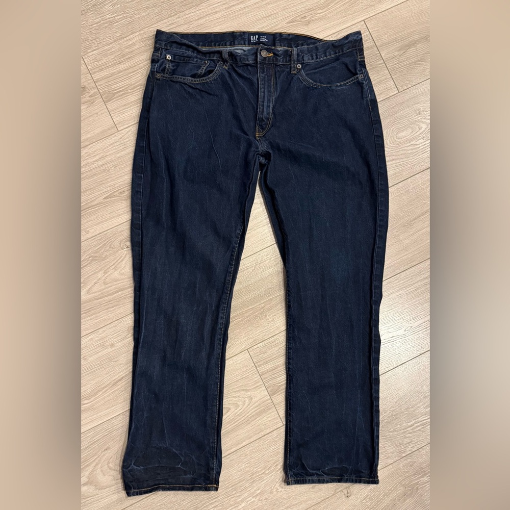 GAP Men's Deep Indigo Relaxed Jeans